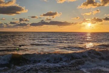 Sunrise over Atlantic